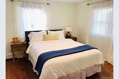 41 Columbine Avenue N, Hampton Bays, NY 11946 - Photo 10