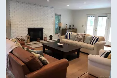 41 Columbine Avenue N, Hampton Bays, NY 11946 - Photo 4