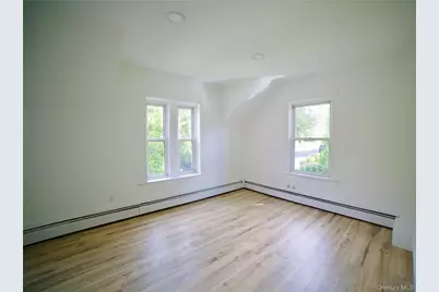 35 S Lawn Avenue #3, Elmsford, NY 10523 - Photo 8