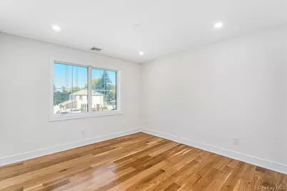 172A Harvard Street, Westbury, NY 11590 - Photo 26