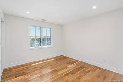 172A Harvard Street, Westbury, NY 11590 - Photo 22