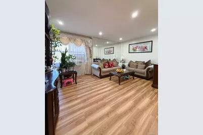 13916 28 Road #Z, Flushing, NY 11354 - Photo 10