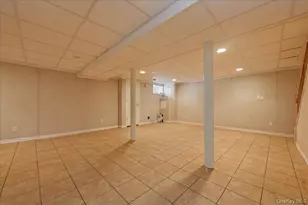 58 Lyon St, Valley Stream, NY 11580 - Photo 26
