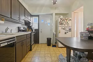 58 Lyon St, Valley Stream, NY 11580 - Photo 16