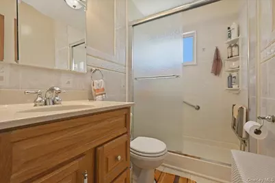58 Lyon Street, Valley Stream, NY 11580 - Photo 24