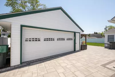 41 Disc Lane, Wantagh, NY 11793 - Photo 24