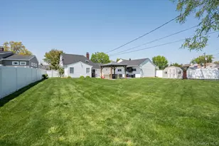 41 Disc Ln, Wantagh, NY 11793 - Photo 28