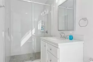 435 Old Saddle Ln, Cutchogue, NY 11935 - Photo 14