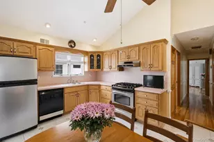 162-19 85th St, Howard Beach, NY 11414 - Photo 6