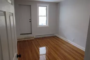 949 E 213th St, Bronx, NY 10469 - Photo 2