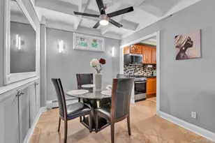 147-28 Charter Rd, Briarwood, NY 11435 - Photo 6