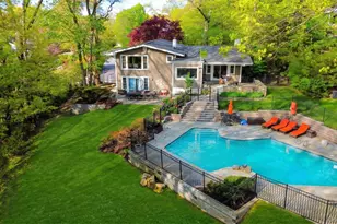 5 Eaton Ln, Scarsdale, NY 10583 - Photo 2