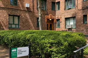 1558 Unionport Rd, Bronx, NY 10462 - Photo 8