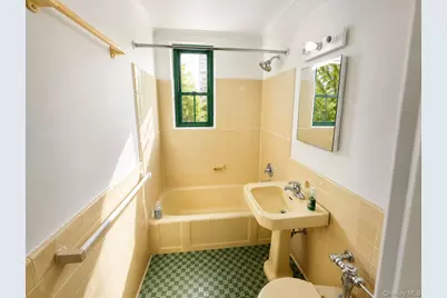 1558 Unionport Road #2D, Bronx, NY 10462 - Photo 2