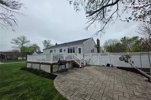 37 Jonquill Ln, Kings Park, NY 11754 - Photo 18