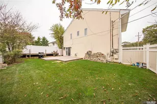 4025 Boston Ave, Seaford, NY 11783 - Photo 20