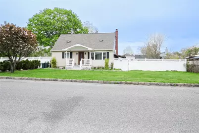 7 Oak Street, Brentwood, NY 11717 - Photo 1