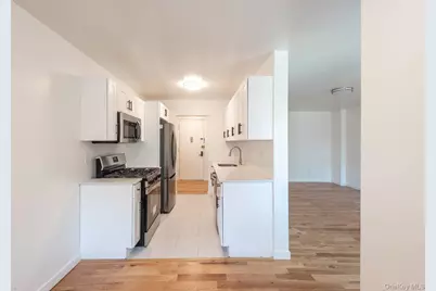 671 Bronx River Road #3A, Yonkers, NY 10704 - Photo 2