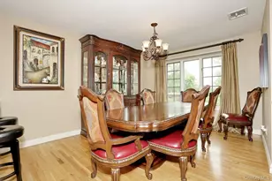 8 Medford Pl, Nanuet, NY 10954 - Photo 6