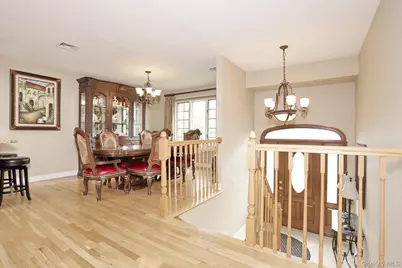 8 Medford Place, Nanuet, NY 10954 - Photo 16