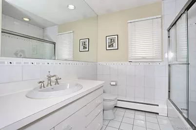 8 Medford Place, Nanuet, NY 10954 - Photo 26