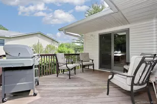 8 Medford Pl, Nanuet, NY 10954 - Photo 44