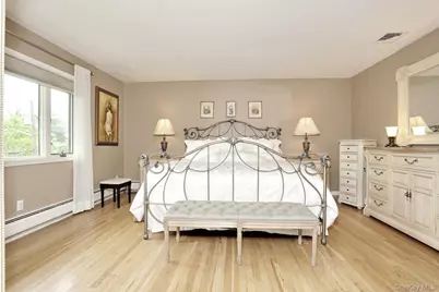 8 Medford Place, Nanuet, NY 10954 - Photo 18