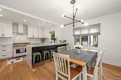 7 Merestone Terrace, Bronxville, NY 10708 - Photo 2