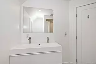 7 Merestone Terrace, Bronxville, NY 10708 - Photo 20