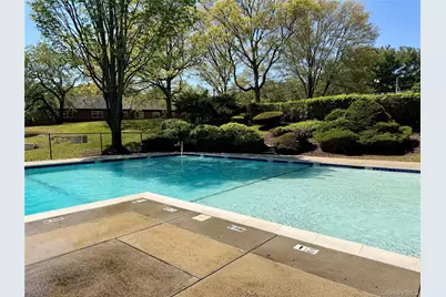182 Pinewood Road #24, Hartsdale, NY 10530 - Photo 14