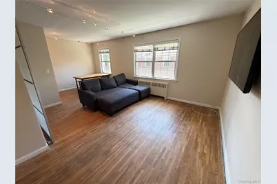 182 Pinewood Road #24, Hartsdale, NY 10530 - Photo 4