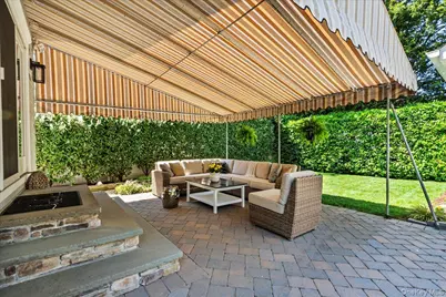94 Roosevelt Street, Garden City, NY 11530 - Photo 20