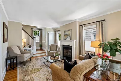 94 Roosevelt Street, Garden City, NY 11530 - Photo 2