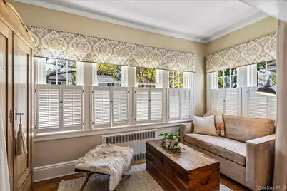 94 Roosevelt Street, Garden City, NY 11530 - Photo 6