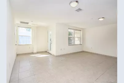 200 Carney Street #108, Glen Cove, NY 11560 - Photo 6