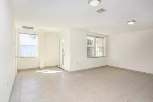 200 Carney St, Glen Cove, NY 11560 - Photo 6