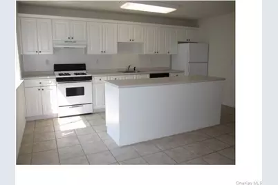25 College Avenue #512, Nanuet, NY 10954 - Photo 4