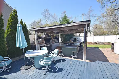 130 Winganhauppauge Road, Islip, NY 11751 - Photo 38