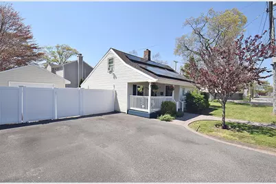 130 Winganhauppauge Road, Islip, NY 11751 - Photo 44