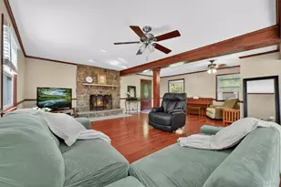 14 Victor Ln, Poughkeepsie, NY 12601 - Photo 18