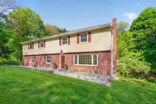14 Victor Ln, Poughkeepsie, NY 12601 - Photo 2