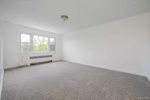 3166 Spencer Dr, Bronx, NY 10465 - Photo 4