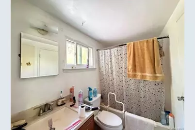 5 Broadhurst Street, Port Jefferson Station, NY 11776 - Photo 20