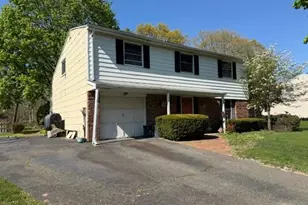 5 Broadhurst St, Port Jefferson Station, NY 11776 - Photo 2