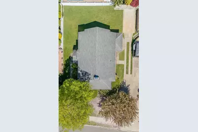 27 Center Drive, Whitestone, NY 11357 - Photo 6