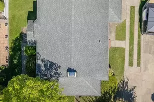 27 Center Dr, Whitestone, NY 11357 - Photo 6