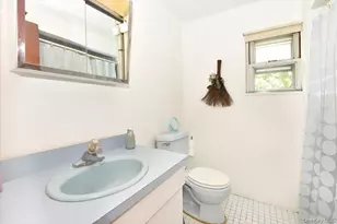 246-35 85th Rd, Bellerose, NY 11426 - Photo 18