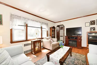 246-35 85th Road, Bellerose, NY 11426 - Photo 4