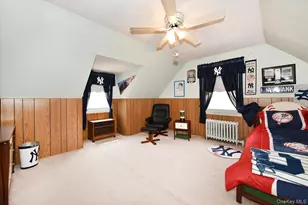 246-35 85th Rd, Bellerose, NY 11426 - Photo 16