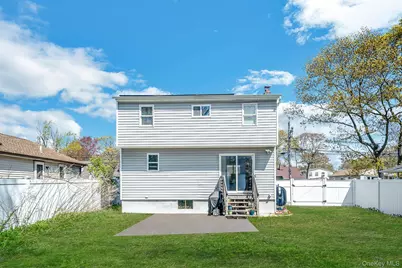 18 Pennwood Drive, Mastic Beach, NY 11951 - Photo 22
